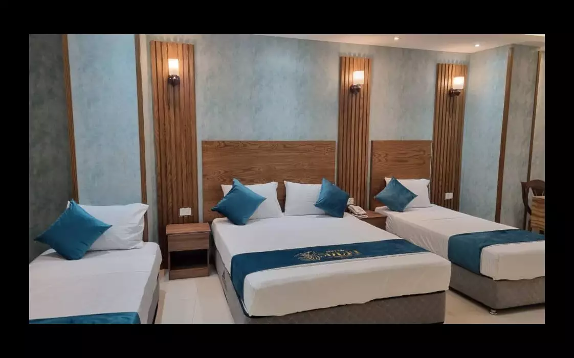 Alibaba https://cdn.alibaba.ir/ostorage/hotel-accommodation-images/6857aed0ac13a7ed0d84df23_چهار تخته (پنجره رو به نورگیر.webp